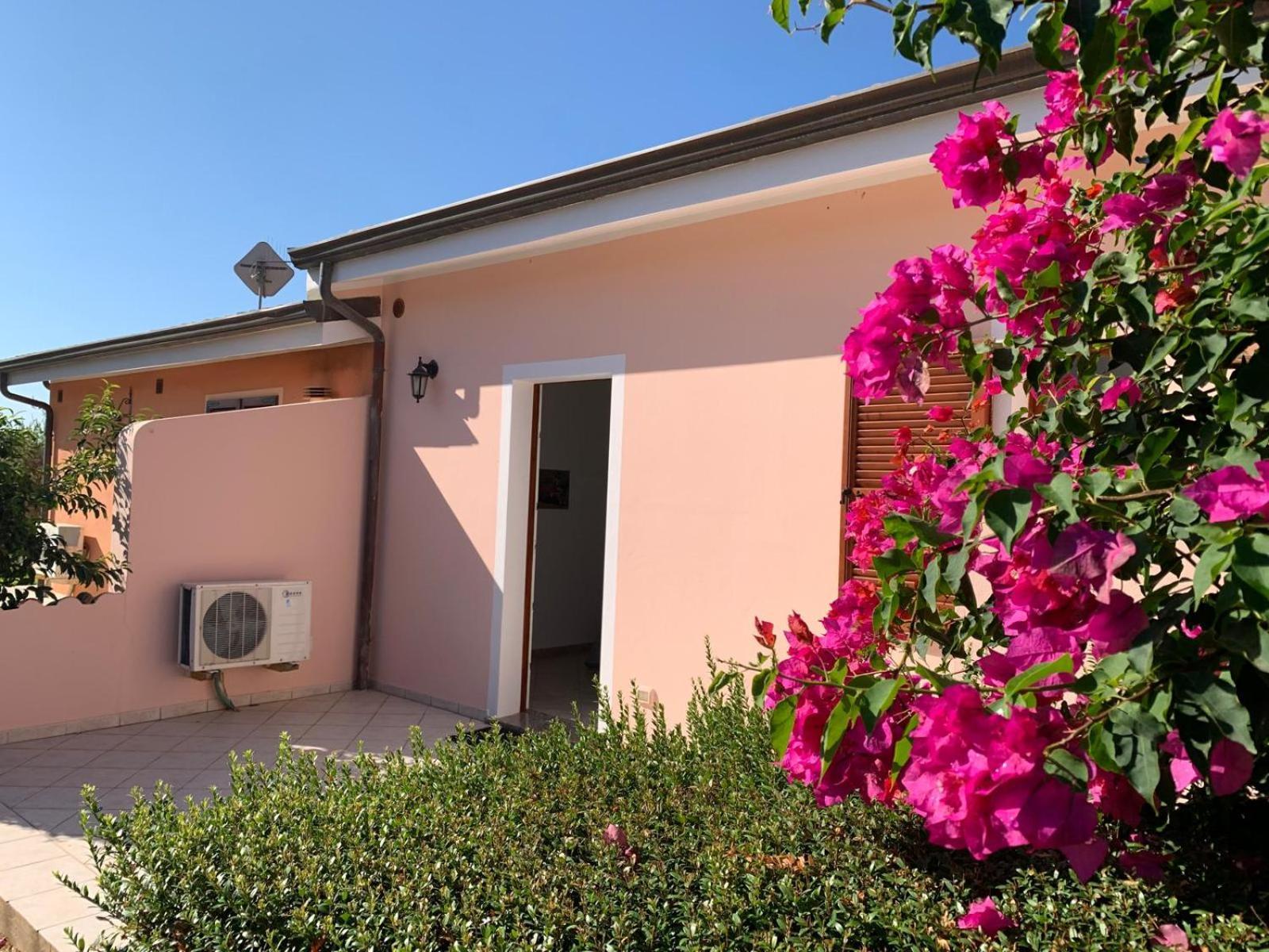 Casa Vacanza Mamaioa Сант'Анна-Аррези Экстерьер фото